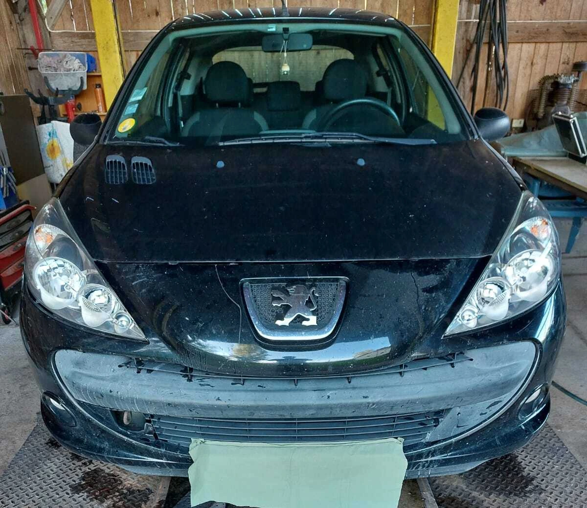 Optique de phare restaurée après rénovation - Rénovation phares Bordeaux - Réalisation 2